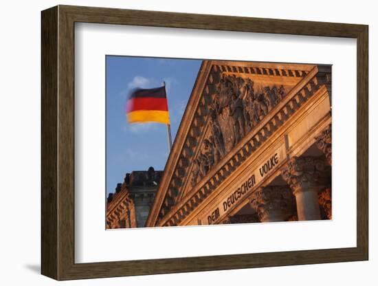 The Reichstag at Sunset.-Jon Hicks-Framed Photographic Print