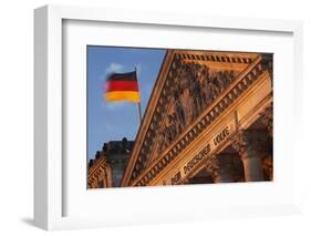 The Reichstag at Sunset.-Jon Hicks-Framed Photographic Print