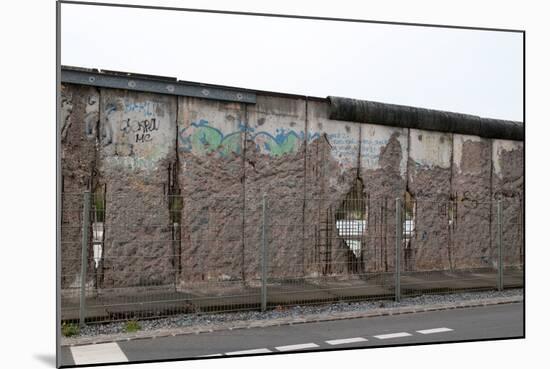 The Remains of Berlin Wall in Berlin-lexan-Mounted Photographic Print