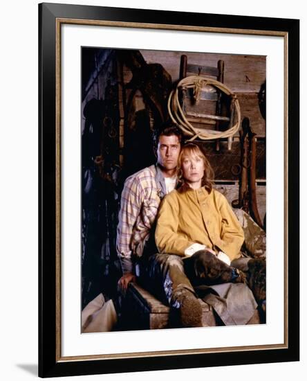 The River by Mark Rydell with Mel Gibson and Sissy Spacek, 1984 (photo)-null-Framed Photo