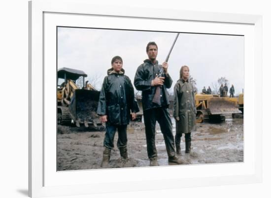 The River by Mark Rydell with Mel Gibson and Sissy Spacek, 1984 (photo)-null-Framed Photo