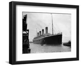 The RMS Olympic Sister Ship to the Titanic Arriving at Southampton Docks, 1925-null-Framed Photographic Print