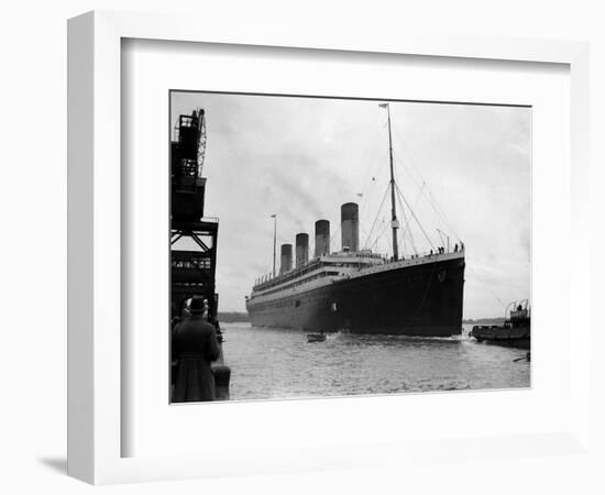 The RMS Olympic Sister Ship to the Titanic Arriving at Southampton Docks, 1925-null-Framed Photographic Print