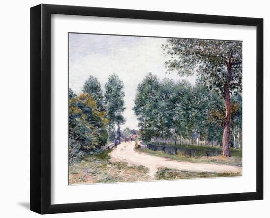 The Road of Saint-Mammes - In the morning (Le Chemin de Saint-Mammes - Le matin). 1890-Alfred Sisley-Framed Giclee Print