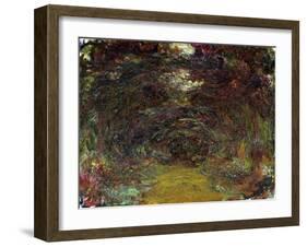 The Rose Path, 1920-22-Claude Monet-Framed Giclee Print