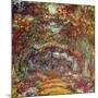 The Rose Path, Giverny, 1920-22-Claude Monet-Mounted Giclee Print