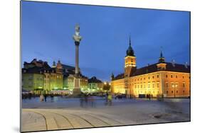 The Royal Castle (Zamek Krolewski) in Warsaw, a UNESCO World Heritage Site. Poland-Mauricio Abreu-Mounted Photographic Print