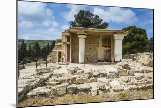 The Ruins of Knossos, the Largest Bronze Age Archaeological Site, Minoan Civilization-Michael Runkel-Mounted Photographic Print