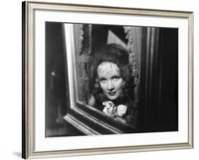 The Scarlet Empress, Marlene Dietrich As Catherine The Great, 1934-null-Framed Photo