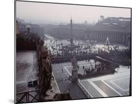 The Second Ecumenical Council of the Vatican-Hank Walker-Mounted Photographic Print