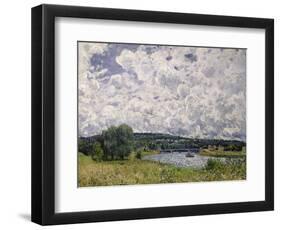 The Seine at Suresnes, 1877-Alfred Sisley-Framed Giclee Print