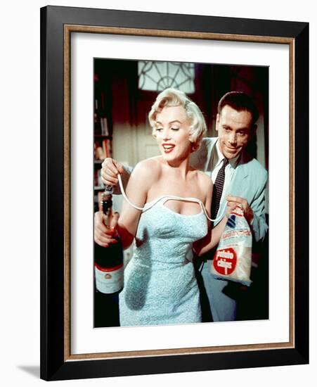 The Seven Year Itch by Billy Wilder with Marilyn Monroe and Tom Ewell, 1955-null-Framed Photo