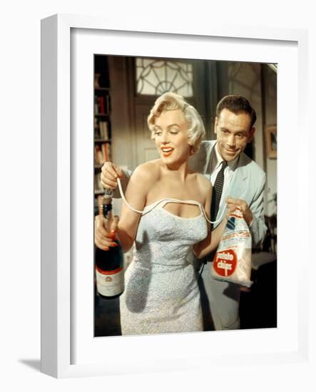 The Seven Year Itch, Marilyn Monroe, Tom Ewell, 1955-null-Framed Photo