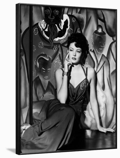 The Shanghai Gesture by Josef von Sternberg with Gene Tierney, 1941 (b/w photo)-null-Framed Photo