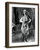 THE SHEIK, Rudolph Valentino, 1921-null-Framed Art Print