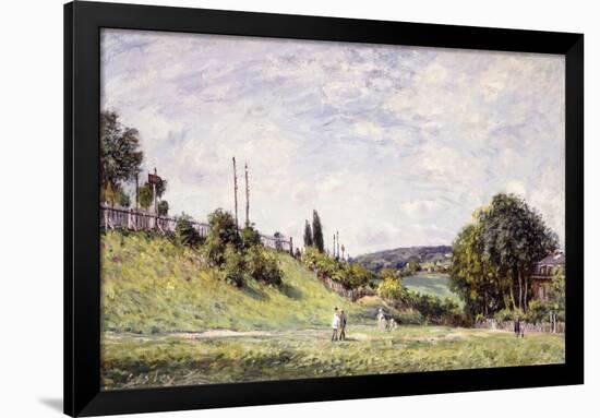 The Slope by the Railway in Sevres, 1879-Alfred Sisley-Framed Giclee Print