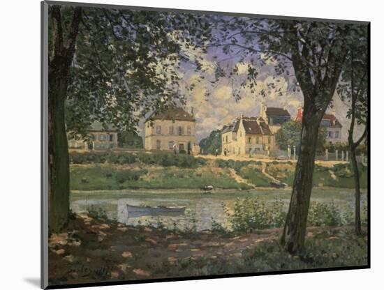 The Small Town of Villeneuve-La-Garenne at the Seine River, 1872-Alfred Sisley-Mounted Giclee Print