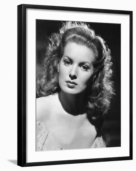 The Spanish Main, Maureen O'Hara, 1945-null-Framed Photo