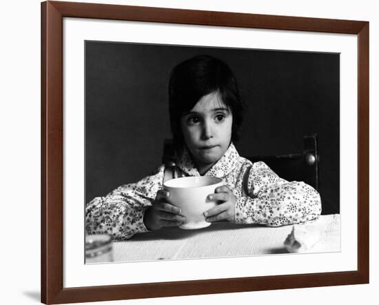 The Spirit Of The Beehive, (aka El Espiritu De La Colmena), Ana Torrent, 1973-null-Framed Photo