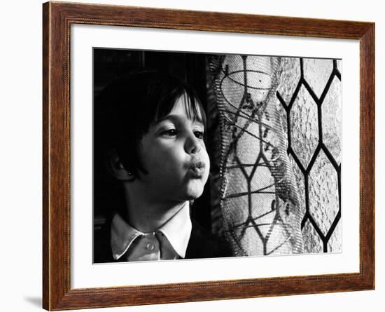 The Spirit Of The Beehive, (aka El Espiritu De La Colmena), Ana Torrent, 1973-null-Framed Photo