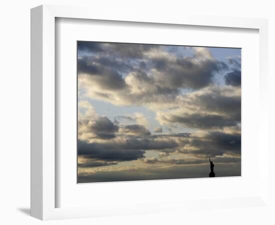 The Statue of Liberty, New York, Wednesday, October 25, 2006-Seth Wenig-Framed Photographic Print