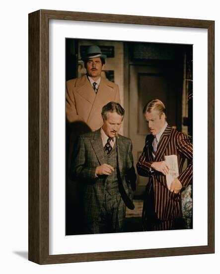 The Sting, Robert Shaw (Rear), Front from Left: Paul Newman, Robert Redford, 1973-null-Framed Photo