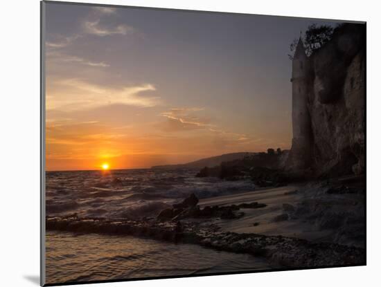 The Sunset over the Turret Tower at Victoria Beach in Laguna Beach, Southern California-Stephanie Starr-Mounted Photographic Print