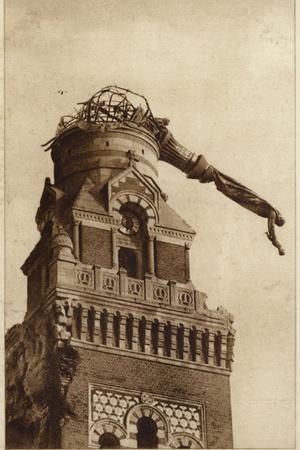 https://imgc.allpostersimages.com/img/posters/the-suspended-statue-of-albert-cathedral-france-world-war-i_u-L-PRB7SV0.jpg?artPerspective=n