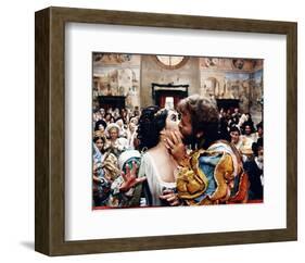 The Taming of the Shrew (1967)-null-Framed Photo