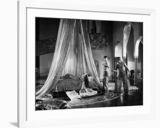 The Thief Of Bagdad, Julanne Johnston, Anna May Wong, Douglas Fairbanks, Sr., 1924-null-Framed Photo