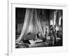 The Thief Of Bagdad, Julanne Johnston, Anna May Wong, Douglas Fairbanks, Sr., 1924-null-Framed Photo