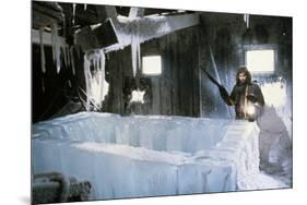 The Thing by JohnCarpenter with Kurt Russell, 1982 (photo)-null-Mounted Photo