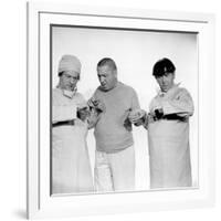 The Three Stooges: Hey Moe! I Got No Pulse!-null-Framed Photo