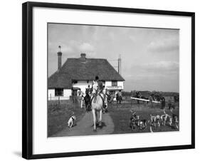 The Tickham Foxhounds-null-Framed Photographic Print