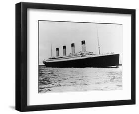 The Titanic Sails on the Ocean-null-Framed Photographic Print