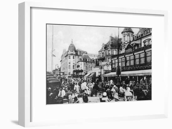 The 'Topsy' Bar, Trouville, France, C1920s-null-Framed Giclee Print