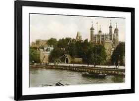 The Tower of London, Early 20th Century-null-Framed Giclee Print