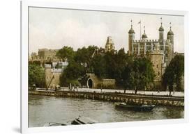 The Tower of London, Early 20th Century-null-Framed Giclee Print