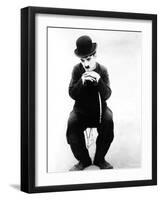 The Tramp, Charlie Chaplin, 1915-null-Framed Photo