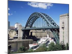 The Tyne Bridge, Newcastle (Newcastle-Upon-Tyne), Tyne and Wear, England, United Kingdom, Europe-James Emmerson-Mounted Photographic Print