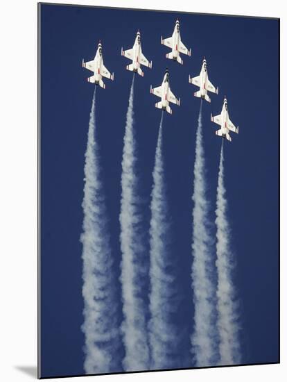 The U.S. Air Force Thunderbirds-null-Mounted Photographic Print