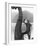 The Vikings, Kirk Douglas, 1958-null-Framed Photo