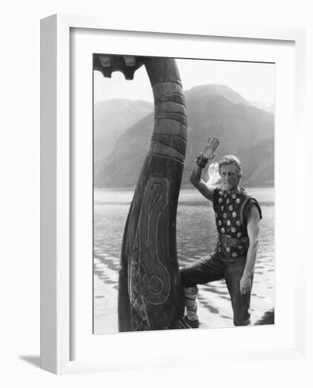 The Vikings, Kirk Douglas, 1958-null-Framed Photo
