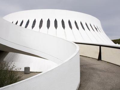 https://imgc.allpostersimages.com/img/posters/the-volcan-cultural-centre-designed-by-oscar-niemeyer-le-havre-normandy-france-europe_u-L-PFNESU0.jpg?artPerspective=n