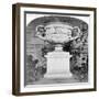 The Warwick Vase, Warwick Castle, Warwick, Warwickshire, Late 19th Century-null-Framed Giclee Print