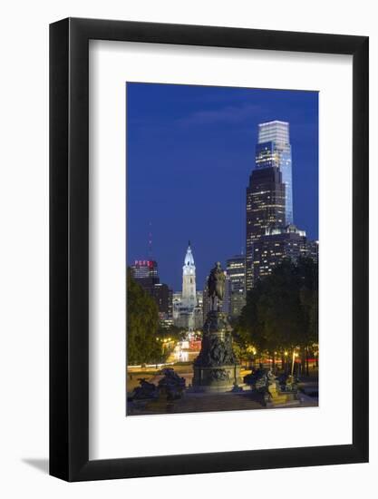 The Washington Monument and Downtown Skyline, Philadelphia.-Jon Hicks-Framed Photographic Print