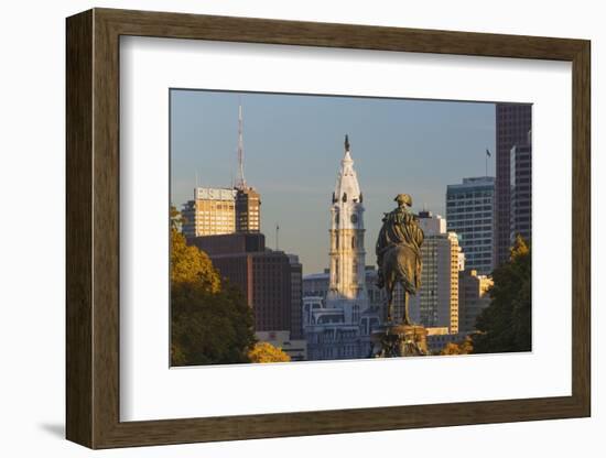 The Washington Monument and Downtown Skyline, Philadelphia.-Jon Hicks-Framed Photographic Print