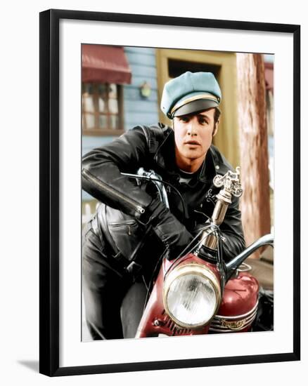 The Wild One, Marlon Brando, 1954-null-Framed Photo