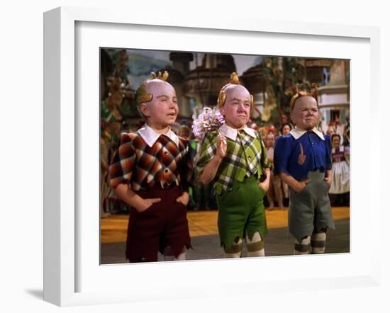 The Wizard of Oz, from Left: Jerry Maren, Harry Earles, 1939-null-Framed Photo