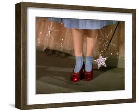 The Wizard of Oz, Judy Garland, 1939-null-Framed Photo